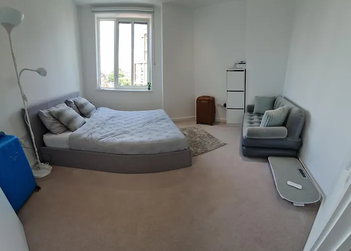 Wembley Stadium Comfort Stay Cosy Room With A View Concerts, Matches And More